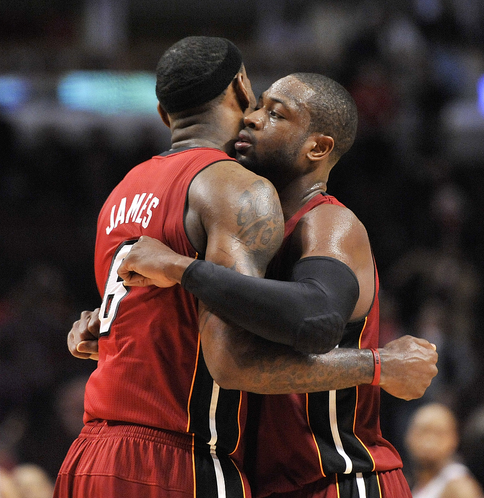 韦德:我是热火队史最佳 但老詹是穿过热火球衣的球员中最出色的