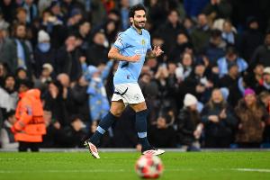 记者:曼城承诺不给京多安设置转会费障碍,他准备签约加拉塔萨雷