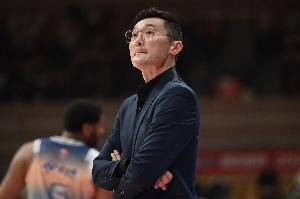 付政浩：返沪赢球 刘炜与球迷看台热络 一人一城故事令人感慨❤️